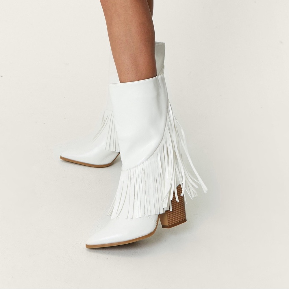 White Fringe Boots from Nasty Gal NWT Womens Size 10